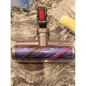 DYSON V12 Motorbar Cleaner Head Hair Removal Vanes, 388388-01- Works Used